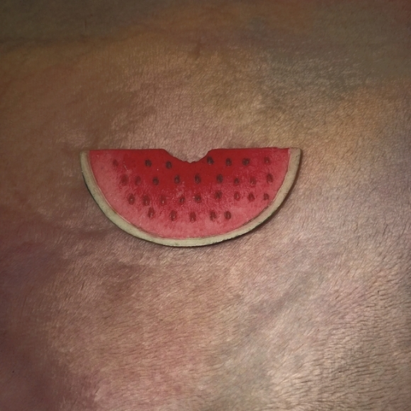 Vintage Watermelon 🍉 Fruit Summer Time VTG Kitschy Brooch - Picture 1 of 2